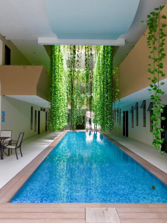 Palmarena Rooms & Residences - Long Stay Comfort With Parking, Sauna, Gym & Pool - Steps From 5Th Avenue Плая-дель-Кармен Экстерьер фото